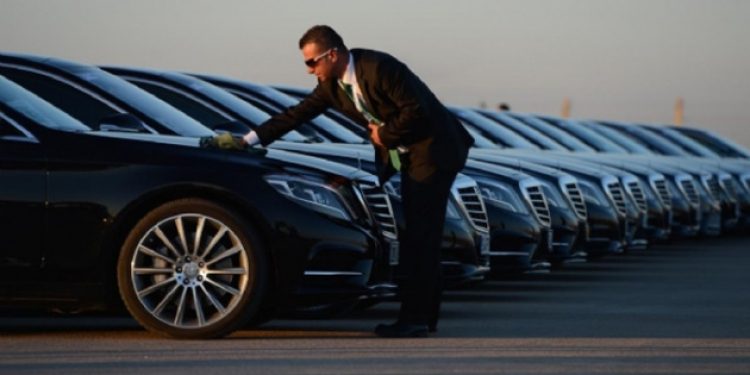 Devlet lüksün dibine vurmuş