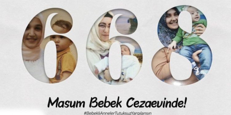 Kundaktaki bebeğe işkenceyi durdurun