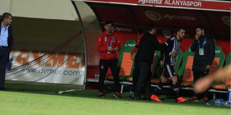 Oğuzhan Özyakup’tan Şenol Güneş’e tepki