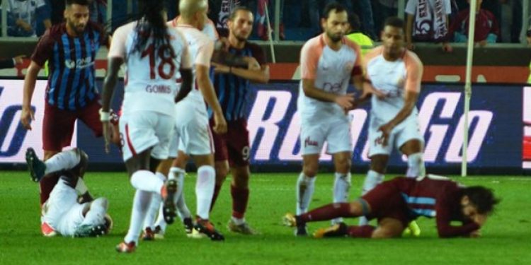 Galatasaray ilk yenilgisini aldı