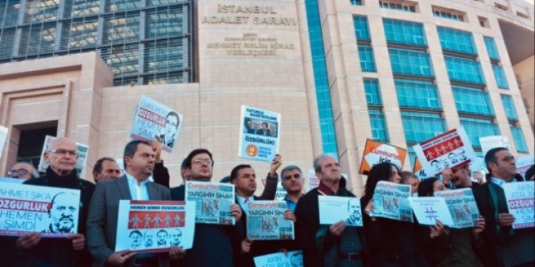 Cumhuriyet davasında tahliye yok!