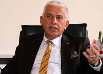 Kızı tutuklanınca AKP’li başkan istifa etti