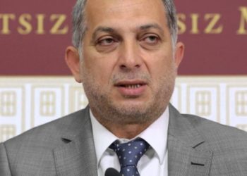 AKP’li Metin Külünk’le fena dalga geçtiler!