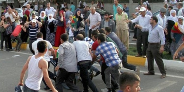 HDP’nin mitingine yapılan saldırıdan dolayı 14 polis hakkında dava açıldı