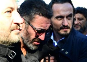 Cenazede selfie çeken kadına Reyhan Karaca’dan tepki
