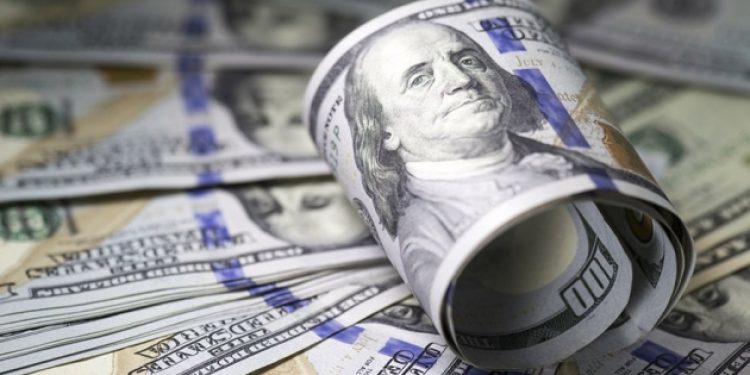 Dolar ve Euro durdurulamıyor!