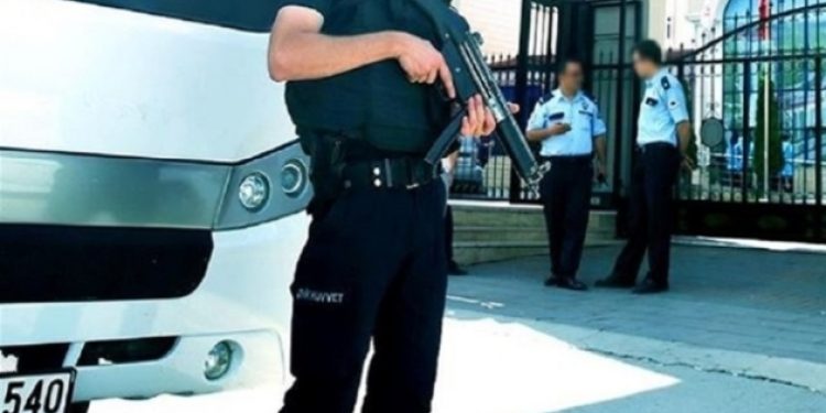 İnşaat ve Otomotiv devini de gasp ettiler!