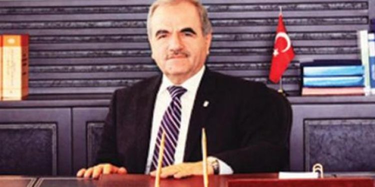 “Şeytan uzmanı” ilanından sonra ikinci kişiye özel ilan skandalı