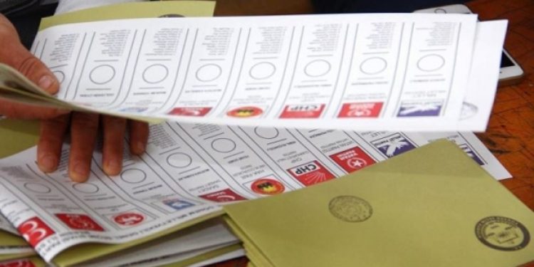 Sonar’ın anketinde AKP yüzde 40’ın altında MHP ise baraj altında