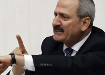 İktidarı 27 Kasım korkusu sardı