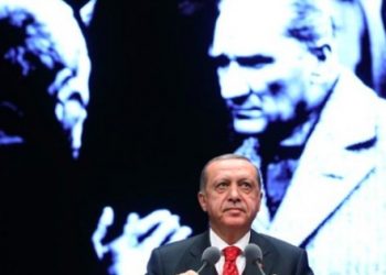 “Erdoğan’ın Atatürk’e ilgisi oyların düşmesi!”