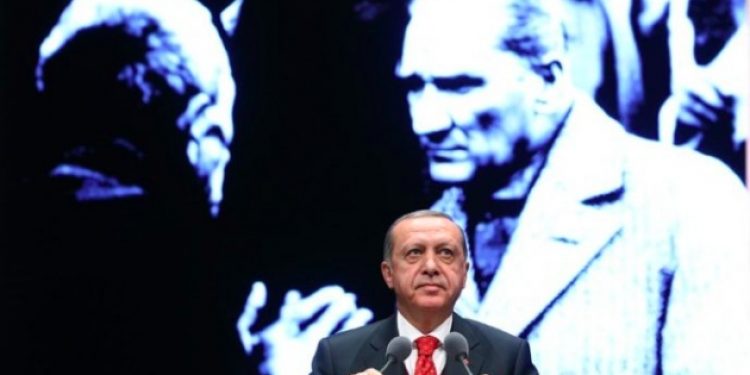 “Erdoğan’ın Atatürk’e ilgisi oyların düşmesi!”
