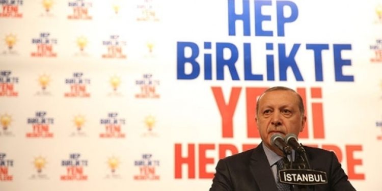 AKP’de yeni operasyon! İlçe belediye başkanları da istifa ettirilecek