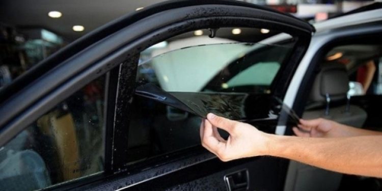 Bakan’dan ‘iki seçenekli’ cam filmi açıklaması