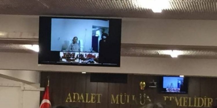 Nuriye Gülmen ilk kez mahkemede
