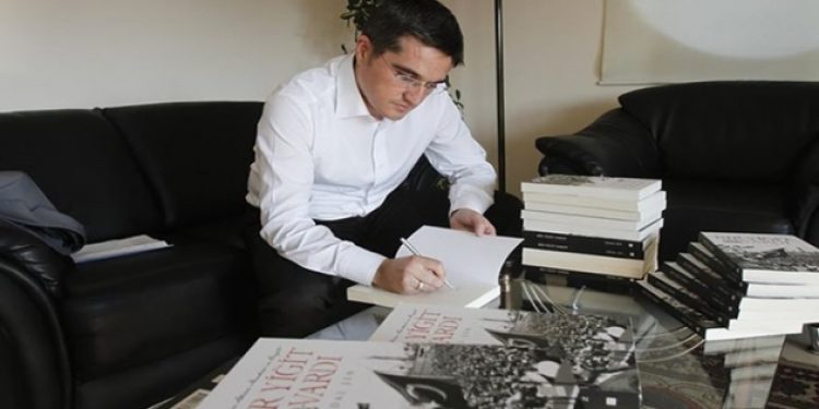 Darbeler tarihini en iyi araştıran gazeteciye darbecilikten hüküm cezası!