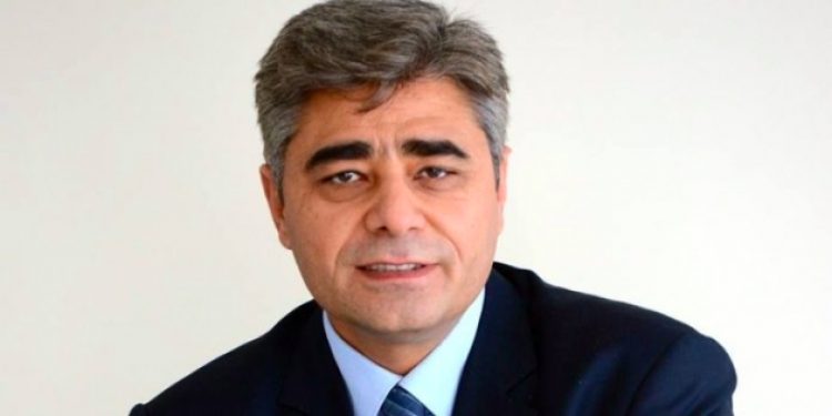 Tutuklu gazeteci cezaevinde 30 kilo verdi, hayati tehlikesi var