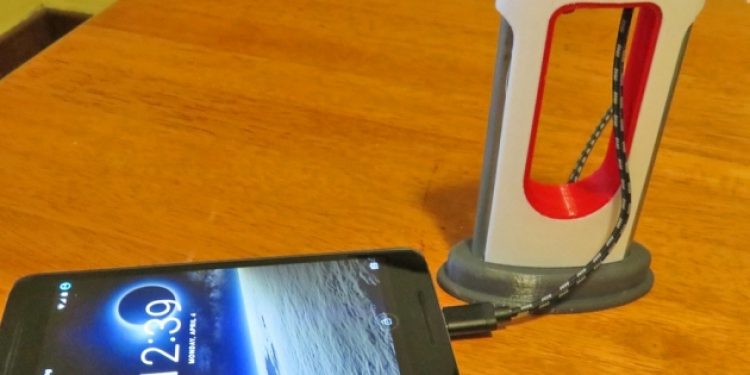 Tesla’dan akıllı telefonlar için şarj hamlesi