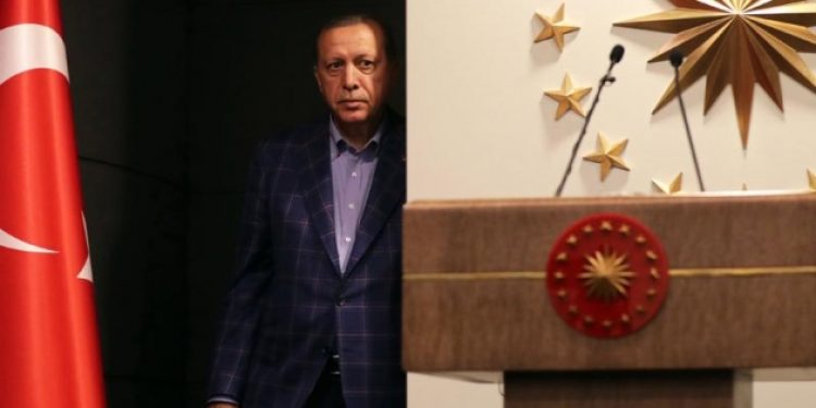 Kamuoyu araştırmaları Erdoğan’ı kaygılandırıyor