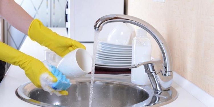 ABD’li Uzmanlar: Bulaşık ve çamaşır yıkamak ömrü uzatabilir