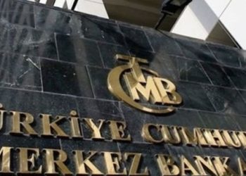 Financial Times dövizdeki fırlamayı analiz etti