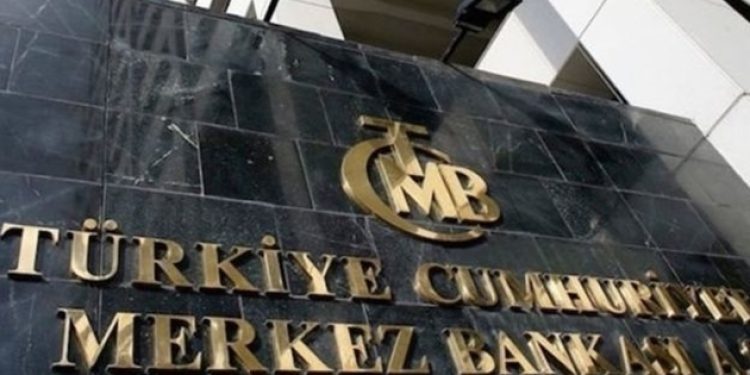 Financial Times dövizdeki fırlamayı analiz etti