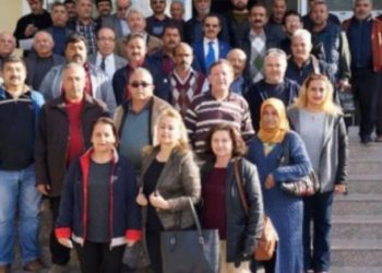 Bahçeli Erdoğan’ın kapıkulu olunca partiden istifalar arttı