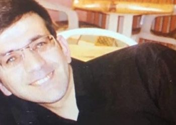 Hapishane koşullarını protesto için kendini yaktı