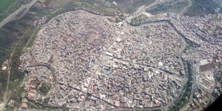 Sur’da tescilli yapıların üzerine karakollar yapılıyor!