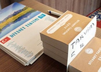 Diyanet takvimi yüzde bin 500 kârla satıyor