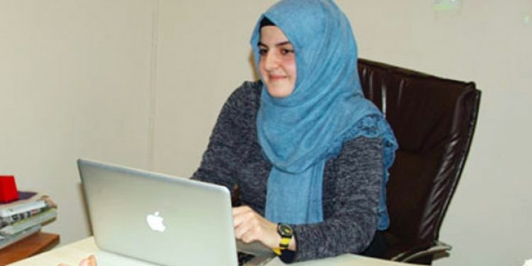 Tutuklu gazeteci Nur Ener yine tahliye edilmedi!