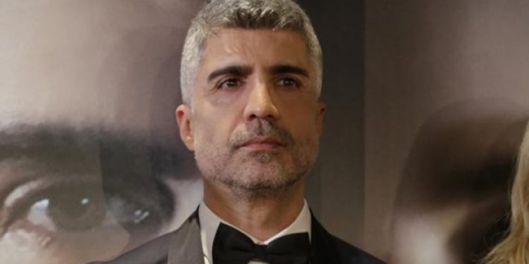 Özcan Deniz’e galada büyük şok!