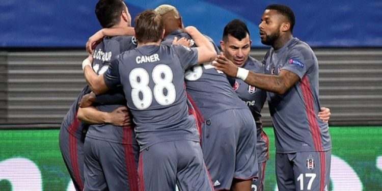 Kartal yedeklerle tarih yazdı