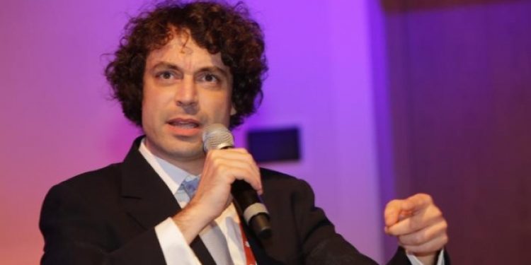 Man Adası belgeleri ve Zarrab’ın itirafları iktidarı köşeye sakıştırdı