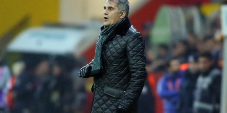 Şenol Güneş ‘ülkemize yazık’ dedi toplantıyı terk etti