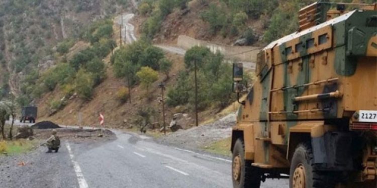 Yol kontrolünde mayın patladı: 1 asker şehit