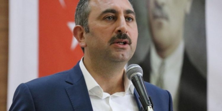 Adalet Bakanının kardeşi Milli Eğitime Genel müdür olarak atandı