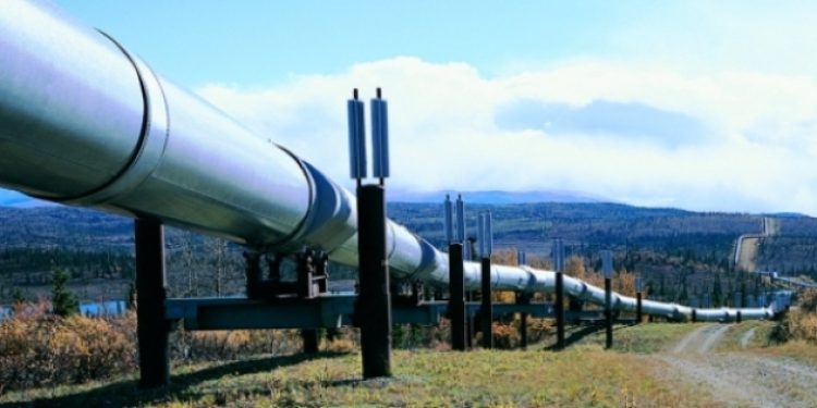 Çatlayan boru hattı petrol fiyatlarını uçurdu