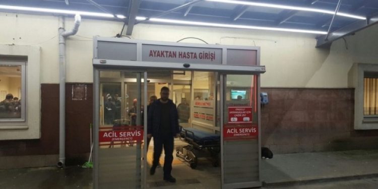 46 öğrenci zehirlenme şüphesiyle hastaneye kaldırıldı