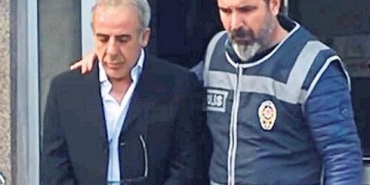 İşadamı Nimet Tarlak oğlunu öldürdü