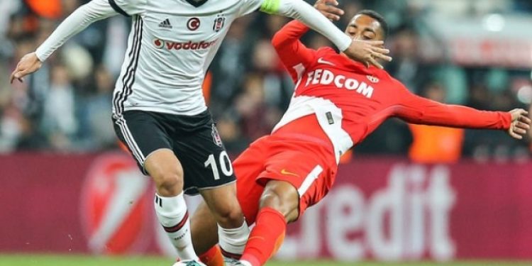 Oğuzhan Özyakup bombası! Resmen görüştüler…