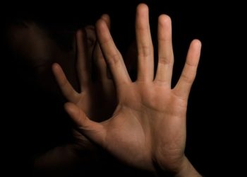 Tecavüz sonucu hamile kalan zihinsel engelli çocuğun maaşı kesildi
