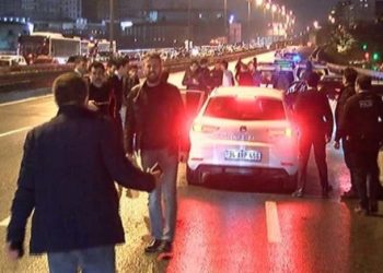 Asker eğlencesinde kavga çıktı 1 polis bıçaklandı