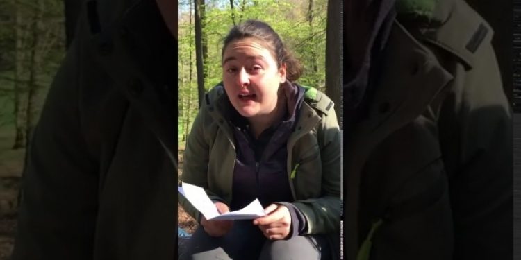 Tutuklandığından beri aynı pantolonu giyiyor