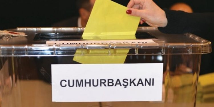 Erdoğan, Cumhurbaşkanı adaylarının işini zorlaştıracak adımlar atıyor..