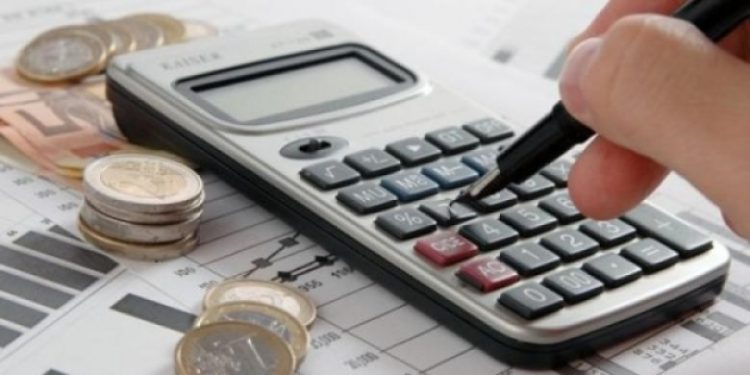 Bürokrasinin telefon faturalarında istikrarlı harcama büyümesi..