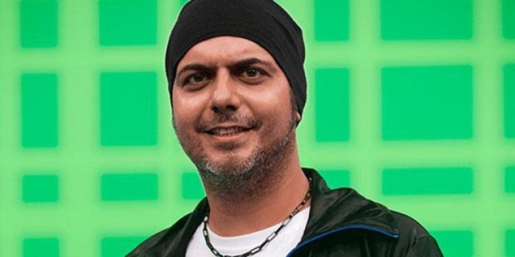 Hürriyet, spor yazarı Ali Ece’nin işine son verdi!