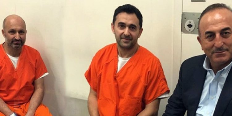 Erdoğan’ın korumalarının karıştığı kavgada 2 Türk suçunu kabul etti