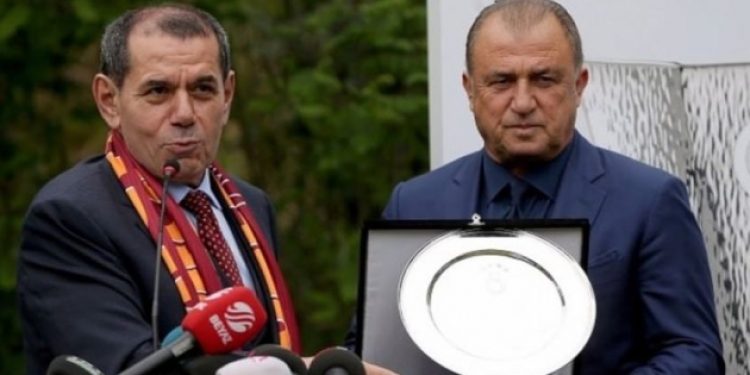 Fatih Terim 1.5 yıllık sözleşmeyi imzaladı