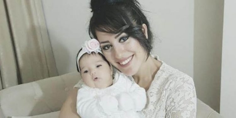 Ayşe Öğretmen: 2 aylık kızımı yanımda götüremem, dışarıda bırakırsam sütten kesilecek